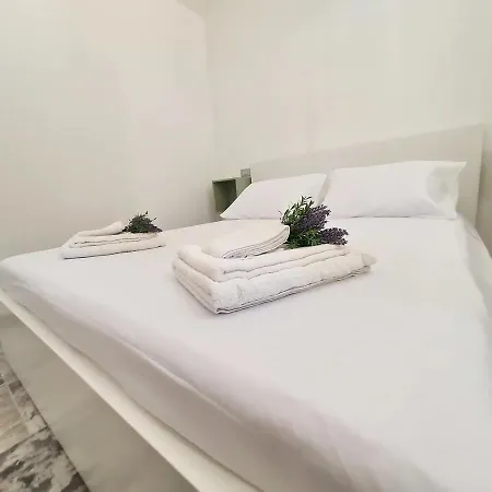 Nocleg ze śniadaniem 180passi 3*